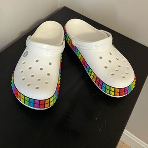 CROCS White Clogs with Colorful Geometric Trim